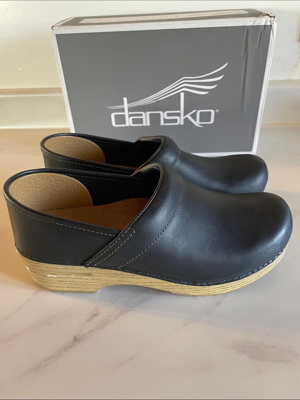 Dansko Professional Size 39